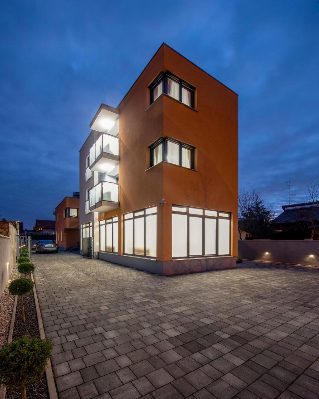 Ratkajec Luxury Apartments Varazdin Exterior photo