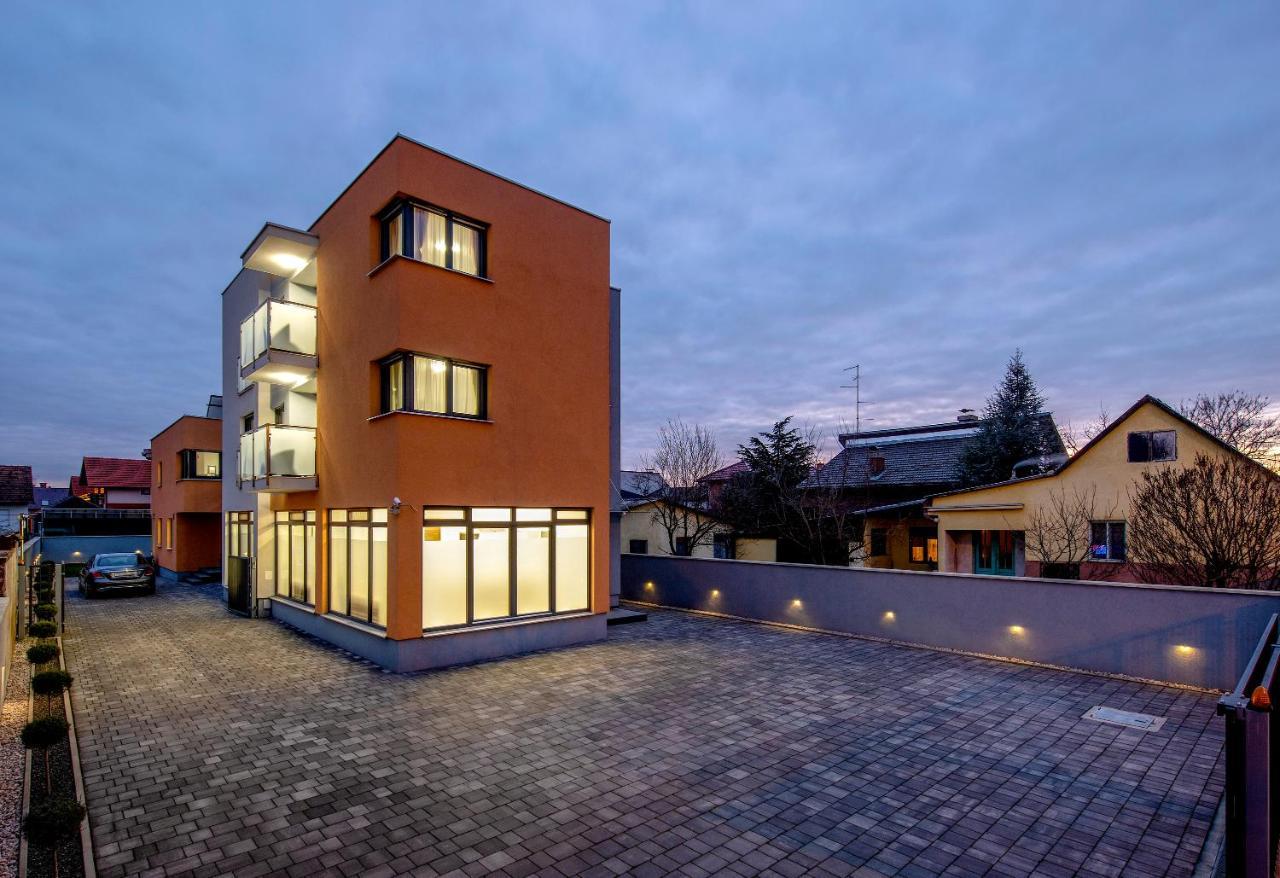 Ratkajec Luxury Apartments Varazdin Exterior photo